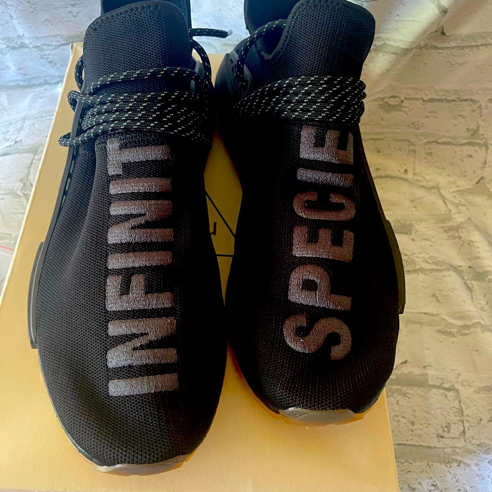 ADIDAS HU TRAIL